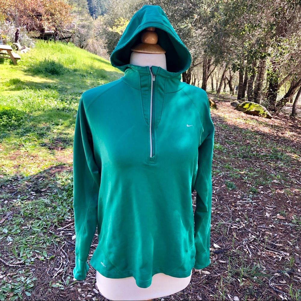 Nike Dri-Fit Pull Over
